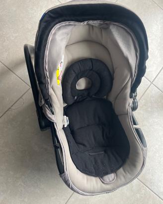 Ovetto + base autofix Chicco