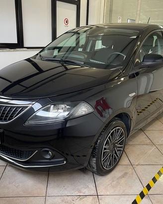 Lancia Ypsilon 1.0 FireFly 70cv S&S Hybrid GO...