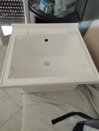 vasca /lavatoio in resina 60x60 .