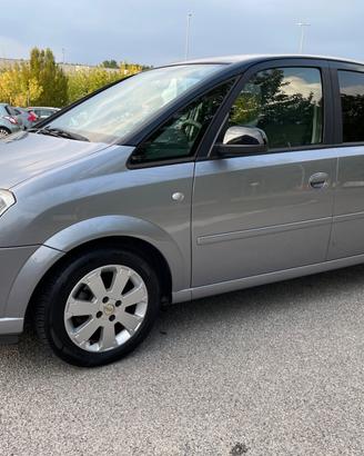 Opel Meriva 1.4 16V Cosmo *neo patentati *