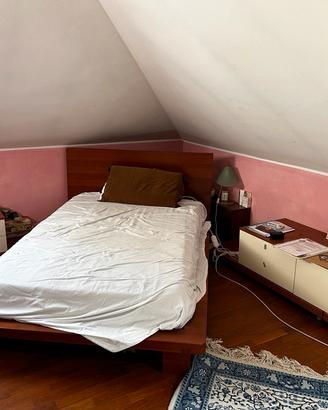 Letto e comodini