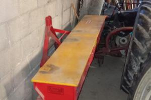 Spargi concime, sale o sabbia