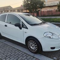 Fiat Grande Punto Van 2012