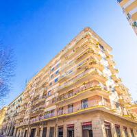 MULTILOCALE A NAPOLI