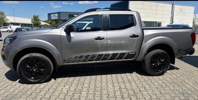 Nissan Navara 2.3 dCi 190 CV 7AT 4WD Double Cab N-