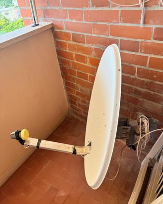 Parabola satellitare