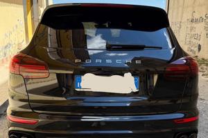 Porsche cayenne 2018