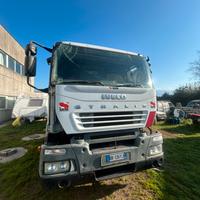 Iveco strailis 350 con gru bonfiglioli p.15000L
