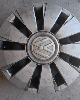Cerchio in ferro VW Up 14" con calotte VW