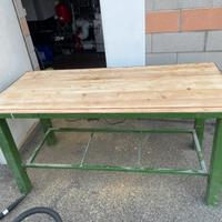 Tavolo da lavoro