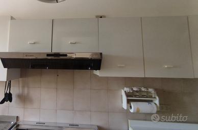 pensili e base con lavello 