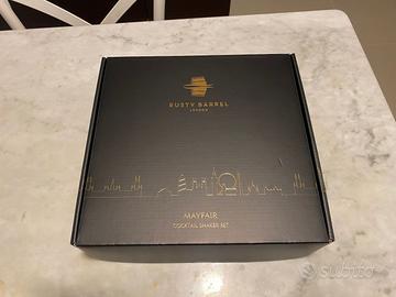 Kit barman Rusty Barrell Mayfair