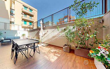 Luminoso appartamento con terrazzo, finemente Rist