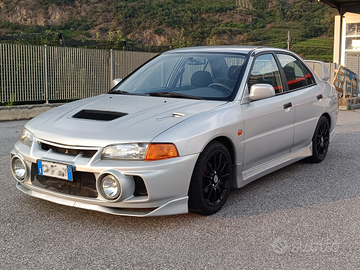 Mitsubishi Lancer GLX 1.3 - Evolution IV Replica