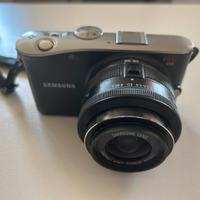 Fotocamera Mirrorless Samsung NX100