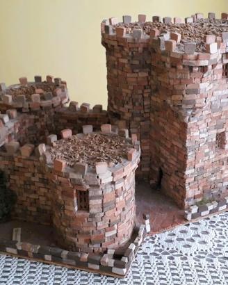 Castello Fortezza realizz. artigianalmente