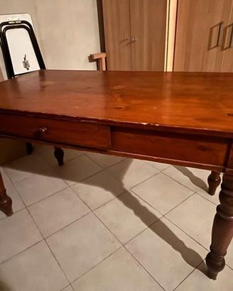 Tavolo da pranzo in noce massello fine 800
