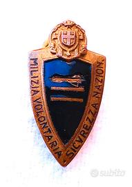 Distintivo epoca fascista di grado Centurione MVSN