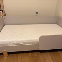 Letto bambino trasformabile cancello + materasso