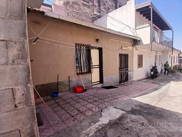 Monolocale + ampio locale trasformabile in dependa