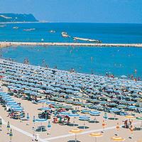 Fano nel centro della zona turistica lido porto