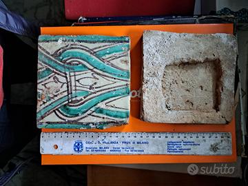 piastrelle ANTICHE smaltate