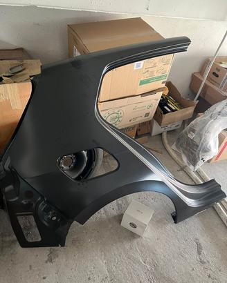 Parafango posteriore DX Golf 8 NUOVO