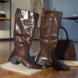 Stivali in pelle marrone