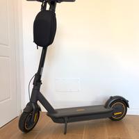 Monopattino Segway MAX G30
