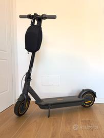 Monopattino Segway MAX G30