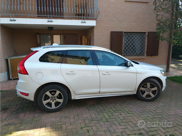 Volvo XC60 R-Design
