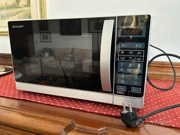 Microonde Sharp R-642
