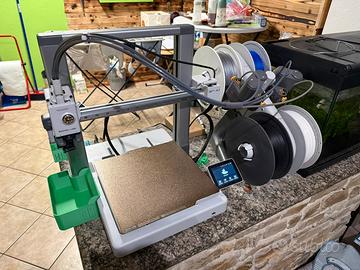 Bambu Lab A1 con AMS Lite multicolore