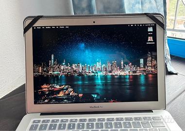 MacBook Air Apple computer notebook pc + DVD-CDrom