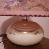 Bella lampada da tavolo anni 70 