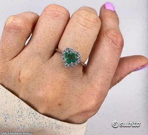 ANELLO ORO 18kt. DIAMANTI E SMERALDO COLOMBIANO