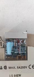 Relè Omron 24v G2R-2-SN 5A 250v 2 x NO NC PLC