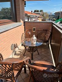 Tavolo e sedie per esterno