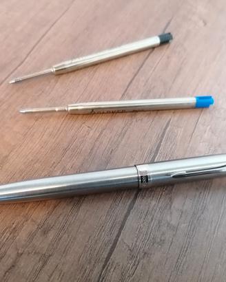 Parker, penna a sfera Sonnet in acciaio. Nuova