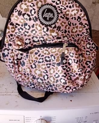 Zaino marca hype