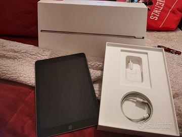 Ipad 2018 - 6gen - 32 Gb WiFi - grigio siderale