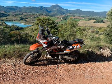 Ktm 690 enduro r doppia omologazione