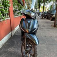 Piaggio Beverly 300 - 2022