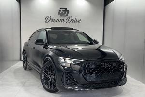 Audi Q8 RS TFSI V8 quattro tiptronic