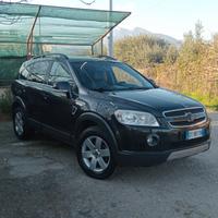 Chevrolet captiva 4x4_ 2000 diesel 150 CV -7posti