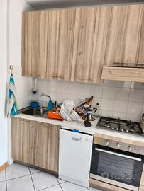Piccola cucina lineare