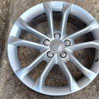 Cerchi lega originale Audi Q3 Q2 A3 s.line mis.18