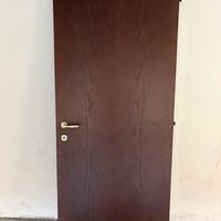 Porta interna piccola