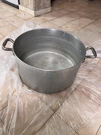 Pentola in alluminio