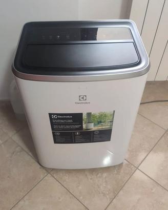 condizionatore portatile electrolux EXP26U338CW 
